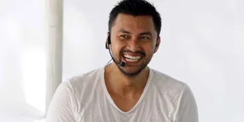 Anjasmara Beberkan Manfaat Yoga