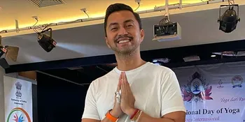 Anjasmara Unggah Foto Peluk Putrinya yang Beranjak Dewasa, Dipuji Awet Muda