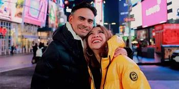 Anniversary Perkawinan Pertama Tanpa Suami, BCL Sambangi Makam Ashraf Sinclair