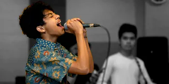 Anting Gaul Sampai Tattoo, Bastian Steel: Ini Gaya Gue Yang Asli