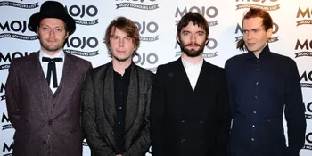 Antrian Panjang Menjelang Konser Sigur Ros