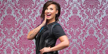 Apa Alasan Demi Lovato Tak Mau Berteman Dengan Miley Cyrus?