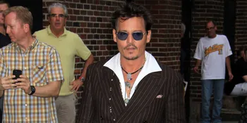 Apa Saja Bekal Johnny Depp Untuk 'Malam Pertama' Nanti?