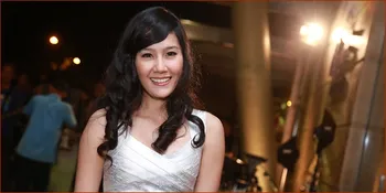 Ardina Rasti Diberi Batu Akik Seharga Mobil