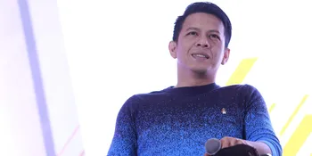 Ariel NOAH Nekat Cukur Rambut Sendiri di Rumah, Gimana Hasilnya?