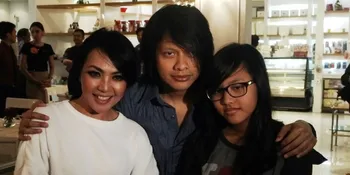 Armand Maulana Dapat Kado Ultah Lukisan Wajah Dari Putrinya