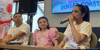 Arsy Hermansyah Rilis Lagu Baru ‘Friendship is Roller Coaster’, Anang dan Ashanty Ikut Bangga