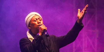 Arti dan Makna Lagu Cahaya Hati – Opick, Tentang Penyesalan dan Harapan Akan Ampunan Tuhan