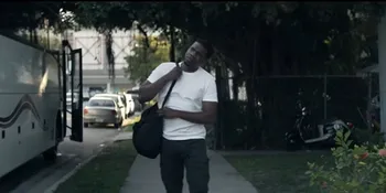 Arti dan Makna Lagu Locked Away - R. City ft. Adam Levine, Tentang Rasa Cemas Dalam Hubungan