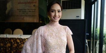 Artika Sari Devi Ungkap Cara Bagi Waktu Antara Karir dan Keluarga