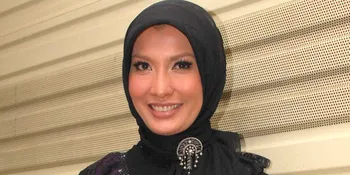 Arzetti Bilbina Buka Butik Baju Muslim