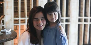 Astrid Tiar Ceritakan Tumbuh Kembang Buah Hatinya