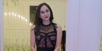 Aura Kasih Akting Jadi Janda Berkelas di Film 'PSP: GAYA MAHASISWA'