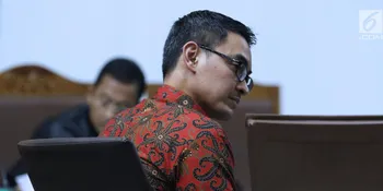 Ayah Zumi Zola Sempat Kritis Sebelum Meninggal Dunia