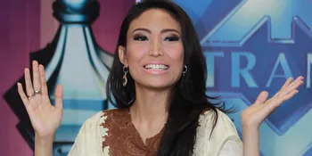 Ayu Dewi Bingung Kasih Makan Anak