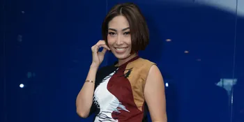 Ayu Dewi Kebingungan Cari Kado Untuk Sang Suami