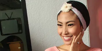Ayu Dewi Lahirkan Bayi Perempuan Secara Normal