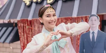 Ayu Ting Ting Karaoke Kini Ada Aplikasinya, Bisa Nyanyi dari Rumah Sambil Dapat Voucher Belanja!