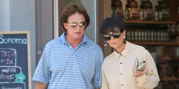 Baju Lama Caitlyn Dibuang, Kris Jenner Nangis Penuh Emosi