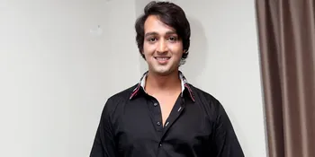 Bak Model, Selfie Sore Saurabh Raj Jain Bikin Fans Mabuk Kepayang
