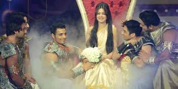 Bak Seorang Filsuf, Ini Petuah Bijak Shafaq Naaz Sebagai Kunti