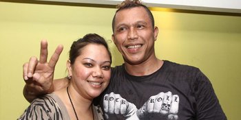 Bang Tigor Tiap Hari Bilang Cinta ke Istri