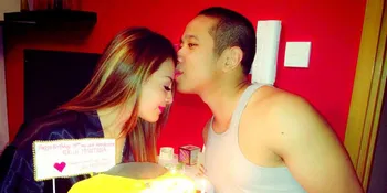 Bantah Hubungan Dengan Eza Gionino, Cinta Ratu Pacari Pesulap?