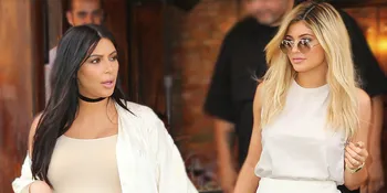 Bantah Implan Payudara, Kylie Jenner Semakin Mirip Kim Kardashian