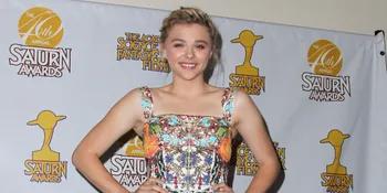 Bantah Pacaran, Brooklyn Beckham - Chloe Moretz Malah ...