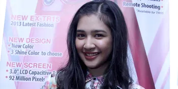 Banyak Kontrak Sinetron, Mikha Tambayong Kuliah di Dalam Negeri