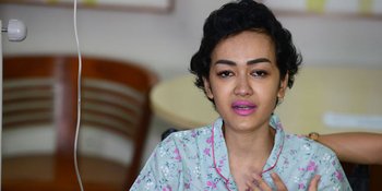 Banyak Teman Menjenguk, Kondisi Julia Perez Makin Membaik