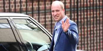 Baru Punya Bayi, Pangeran William Tertangkap Nyaris Ketiduran di Gereja