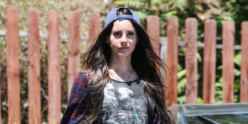 Baru Putus, Lana Del Rey Mesra Bareng Pria Lain