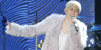 Bastille Bikin 'We Can't Stop' Miley Cyrus Jadi Lagu Ajaib