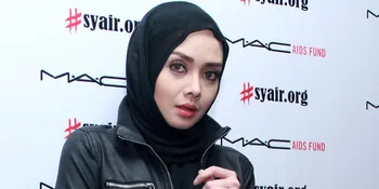 Beda 11 Tahun, Terry Putri Jalani Ta'aruf Dengan Ustaz Aji?
