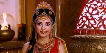 Beda Bandara, Pooja Sharma Tak Bisa Bareng Shafaq, dkk