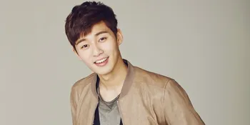 Beda Dari Yang Lain, Park Seo Jun Ajak Fans Adegan Kissing