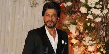 Begini Ruang Santai SRK di Rumahnya, Mewah Nyaman Ada Bartender