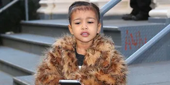 Begini Wajah North West Kalau Lagi Marah ke Kim Kardashian