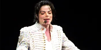 Beginilah Cara Michael Jackson Memperlakukan Pengemis