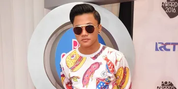 Belajar Fotografi, Rizky Febian Bantah Untuk Naikkan Followers