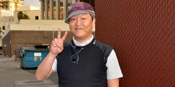 Belajar Goyang Ala 'Daddy' PSY? Mungkin Video Ini Bisa Membantu