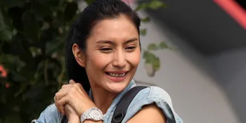 Belanja, Tyas Mirasih Tak Peduli Merk