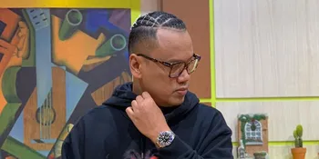 Beli Sepatu Seharga 18 Juta, Uya Kuya Sempat Dimarahi Astrid