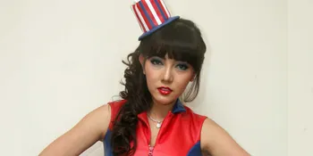 Bella Shofie Sebut Dirinya Sebagai Ratu Move On Indonesia 2013