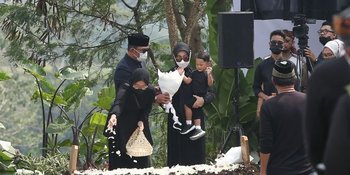 Belum Bisa Banyak Bicara, Ridwan Kamil Minta Maaf Pada Masyarakat yang Terganggu Perjalanannya