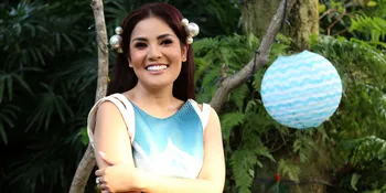 'Belum Bisa Lepas', Nindy Ingin Kembali ke Dunia Tarik Suara