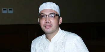 Belum Setahun Dipenjara, Sandy Tumiwa Dekatkan Diri Pada Agama