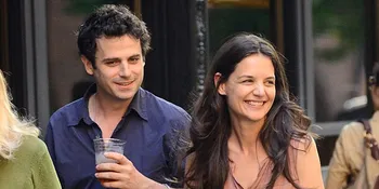 Benarkah Katie Holmes Kencan Dengan Luke Kirby?