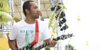 Bengbeng Pas Band Gratiskan Album Religi Haromain